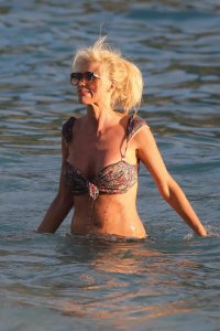 Victoria Silvstedt Sexy   TheFappeningBlog 13.jpg