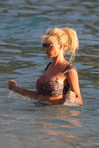 Victoria Silvstedt Sexy   TheFappeningBlog 14.jpg