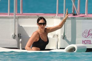 Lauren Silverman Sexy   TheFappeningBlog 35.jpg