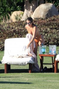 Kourtney Kardashian & Sofia Richie Sexy   TheFappeningBlog 82.jpg