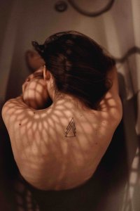 Laura Betancurt and Sara Devignon Nude   TheFappeningBlog 3.jpg