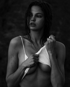 Daria Mikolajczak Nude   TheFappeningBlog 6.jpg