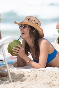 Alessandra Ambrosio Sexy   TheFappeningBlog 16.jpg
