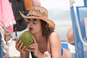 Alessandra Ambrosio Sexy   TheFappeningBlog 41.jpg