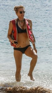 Téa Leoni Sexy   TheFappeningBlog 9.jpg