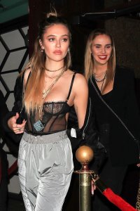 Delilah Belle Hamlin Sexy   TheFappeningBlog.com 8.jpg