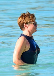 Emma Forbes Sexy   TheFappeningBlog.com 2.jpg