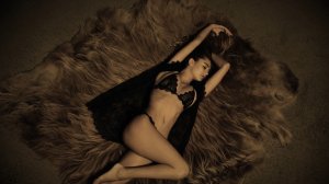 Delilah Belle Hamlin See Through & Sexy   TheFappeningBlog.com 24.jpg