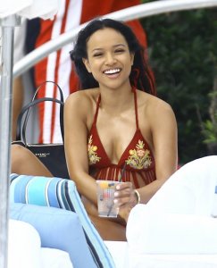 Karrueche-Tran-Sexy-6.jpg