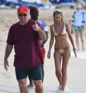 Lady Victoria Hervey   TheFappeningBlog.com 5.jpg