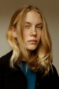 Nina Hnizdo Nude   TheFappeningBlog.com 1.jpg