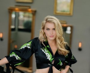 Leven Rambin Sexy   TheFappeningBlog.com 25.jpg