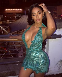 Ayisha Diaz Nude & Sexy   TheFappeningBlog.com 8.jpg