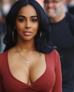 Ayisha Diaz Nude & Sexy   TheFappeningBlog.com 43.jpg