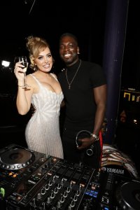 Aisleyne Horgan Wallace Nude   TheFappeningBlog.com 23.jpg