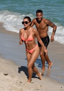 Kaz Crossley Sexy   TheFappeningBlog.com 3.jpg