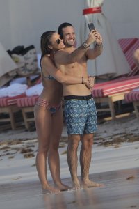 Vogue Williams Sexy   TheFappeningBlog.com 11.jpg