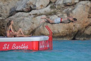 Vogue Williams Sexy   TheFappeningBlog.com 25.jpg