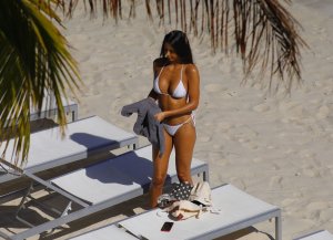 Becca Scott Sexy   TheFappeningBlog.com 3.jpg