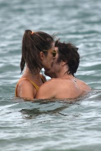 Alessandra Ambrosio Sexy - TheFappeningBlog.com 2.jpg