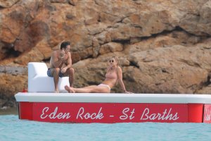 Vogue Williams Sexy - TheFappeningBlog.com 10.jpg