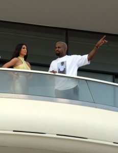 Kim Kardashian Sexy - TheFappeningBlog.com 35.jpg