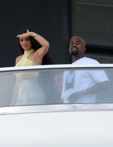 Kim Kardashian Sexy - TheFappeningBlog.com 40.jpg