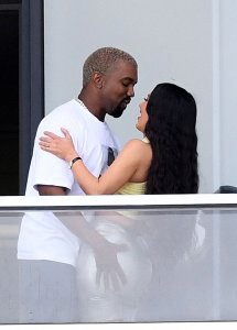 Kim Kardashian Sexy - TheFappeningBlog.com 57.jpg