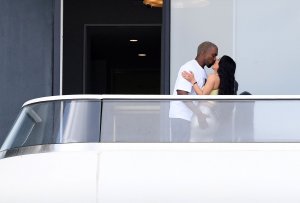 Kim Kardashian Sexy - TheFappeningBlog.com 58.jpg