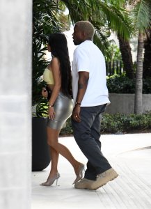 Kim Kardashian Sexy - TheFappeningBlog.com 77.jpg