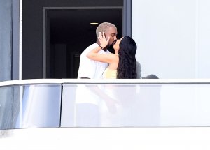 Kim Kardashian Sexy - TheFappeningBlog.com 86.jpg