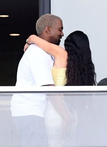 Kim Kardashian Sexy - TheFappeningBlog.com 97.jpg