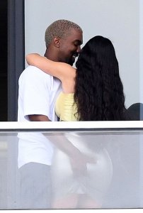 Kim Kardashian Sexy - TheFappeningBlog.com 100.jpg