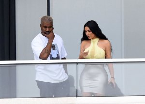 Kim Kardashian Sexy - TheFappeningBlog.com 122.jpg