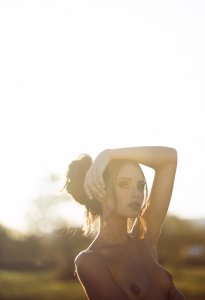 Carla Guetta Nude - TheFappeningBlog.com 2.jpg