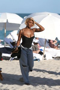 Elisa Johnson See Through & Sexy - TheFappeningBlog.com 6.jpg