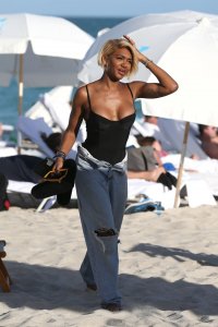 Elisa Johnson See Through & Sexy - TheFappeningBlog.com 4.jpg