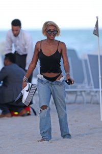 Elisa Johnson See Through & Sexy - TheFappeningBlog.com 18.jpg