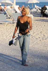 Elisa Johnson See Through & Sexy - TheFappeningBlog.com 36.jpg