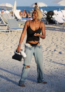 Elisa Johnson See Through & Sexy - TheFappeningBlog.com 58.jpg