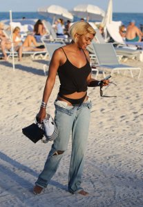 Elisa Johnson See Through & Sexy - TheFappeningBlog.com 54.jpg