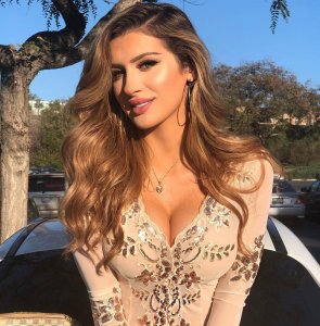 Molly Eskam Sexy - TheFappeningBlog.com 23.jpg