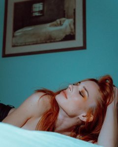 Chloe Dykstra Sexy & Topless - TheFappeningBlog.com 1.jpg
