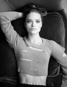 Myrtille Revêmont Nude - TheFappeningBlog.com 1.jpg