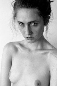 Hannah Nude - TheFappeningBlog.com 2.jpg