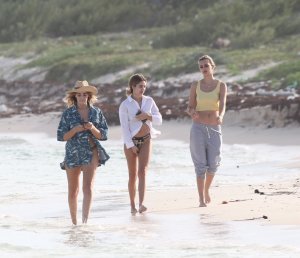 Delilah Belle Hamlin Sexy - TheFappeningBlog.com 47.jpg