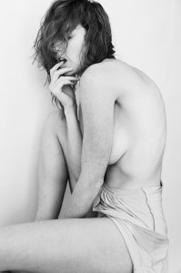 Leslie Sauvage Nude - TheFappeningBlog.com 14.jpg