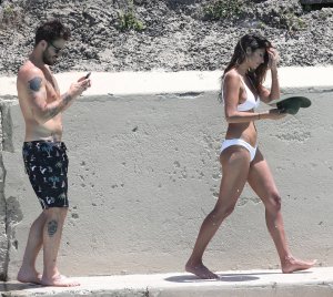 Pia Miller Sexy - TheFappeningBlog.com 46.jpg