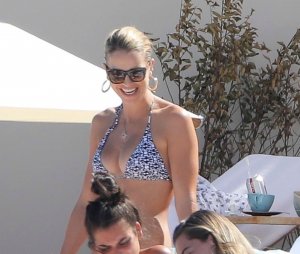 Vogue Williams Sexy - TheFappeningBlog.com 4.jpg