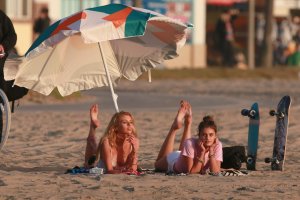 Stella Maxwell Nude, Taylor Hill Sexy - TheFappeningBlog.com 36.jpg